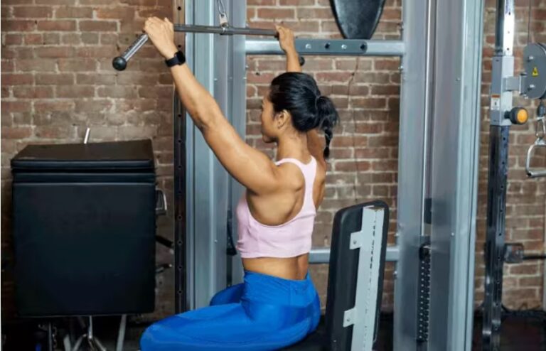 How to Do a Lat Pulldown: Proper Form, Variations, and Common Mistakes